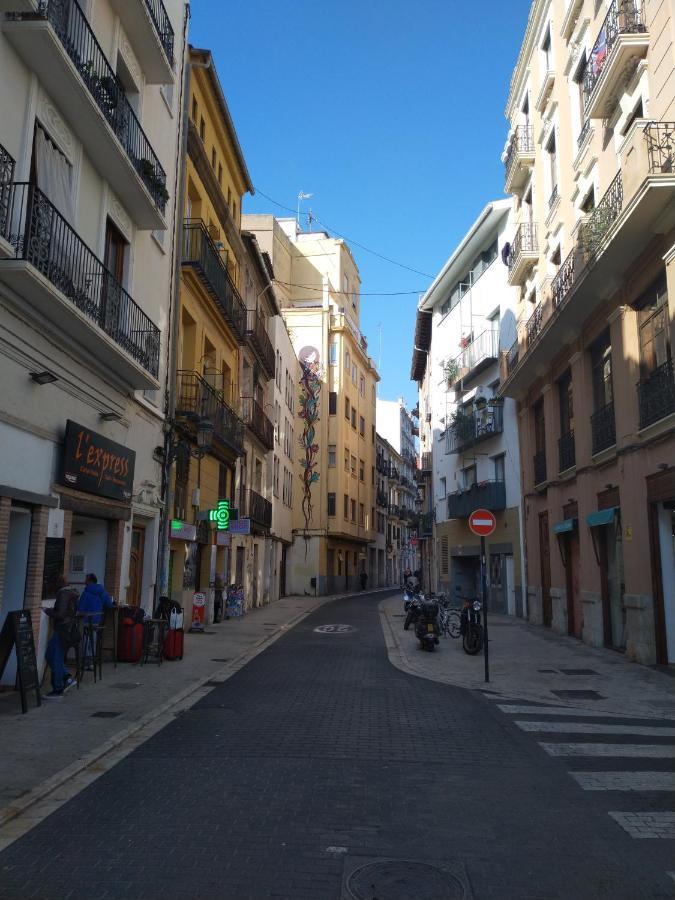 Loft En Centro Historico Apartment บาเลนเซีย ภายนอก รูปภาพ