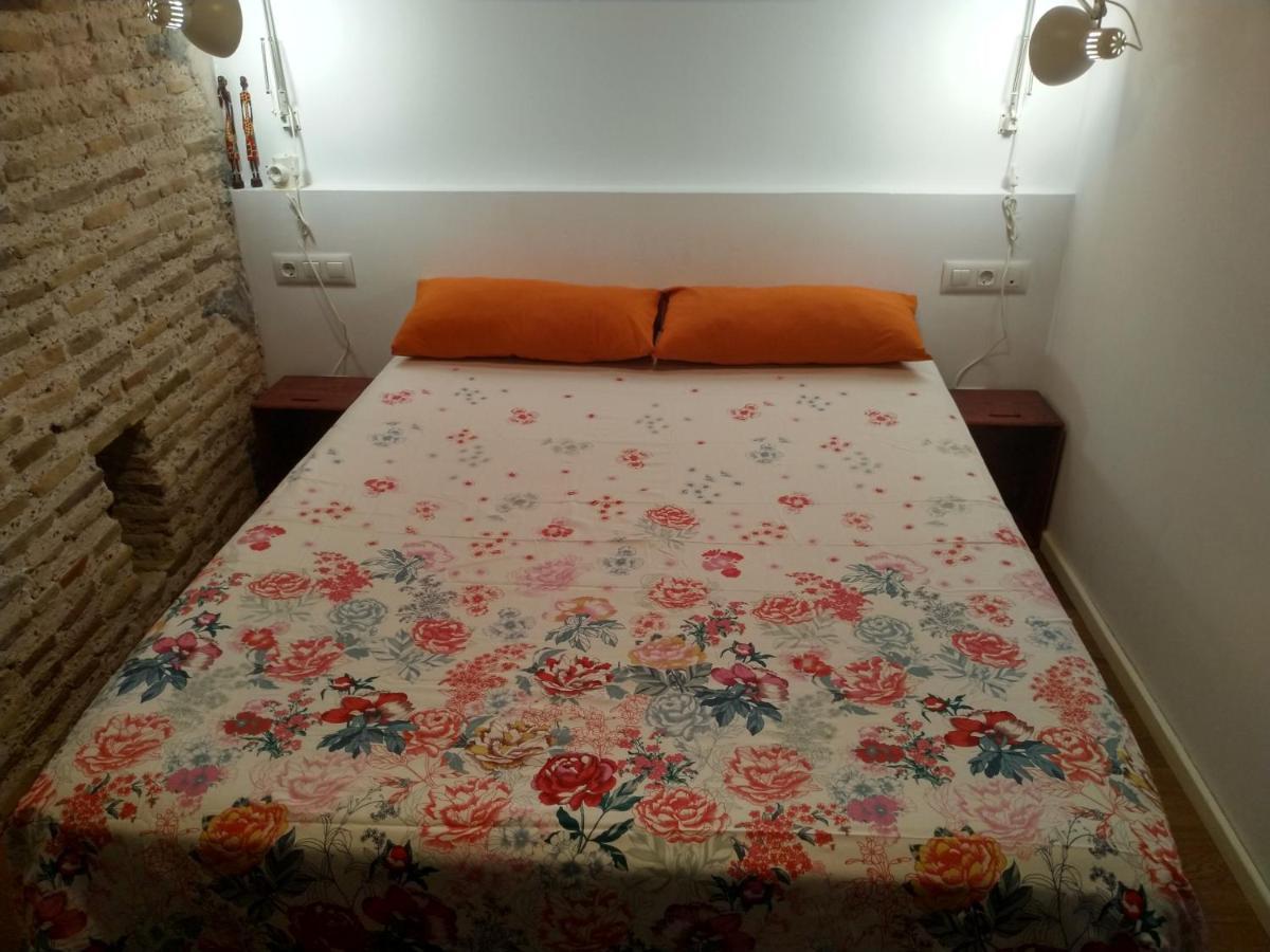 Loft En Centro Historico Apartment บาเลนเซีย ภายนอก รูปภาพ