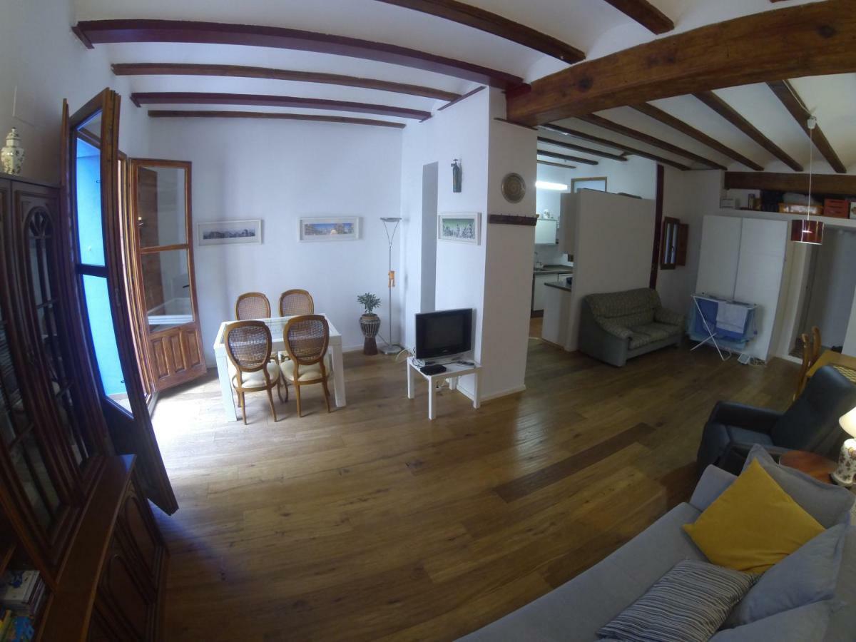 Loft En Centro Historico Apartment บาเลนเซีย ภายนอก รูปภาพ